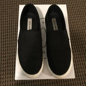 Steve Madden black sneakers